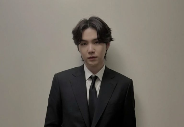 Screenshot_20250623_220130_Samsung-Internet