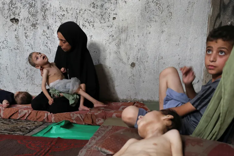 2025-07-24T203506Z_562551864_RC2WSFA7J8M7_RTRMADP_3_ISRAEL-PALESTINIANS-GAZA-HUNGER-1753394745